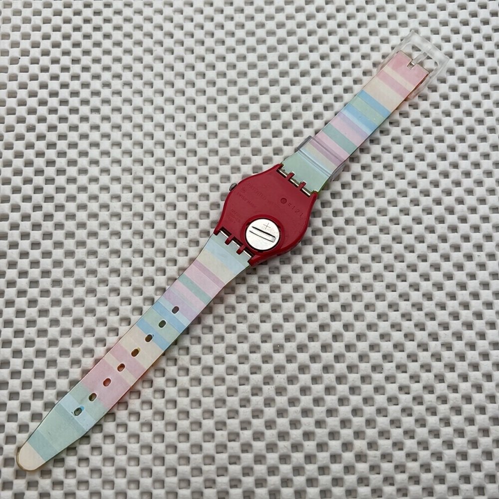 Swatch Watch - GR154 - CHERRY BERRY - Picture 4 of 5
